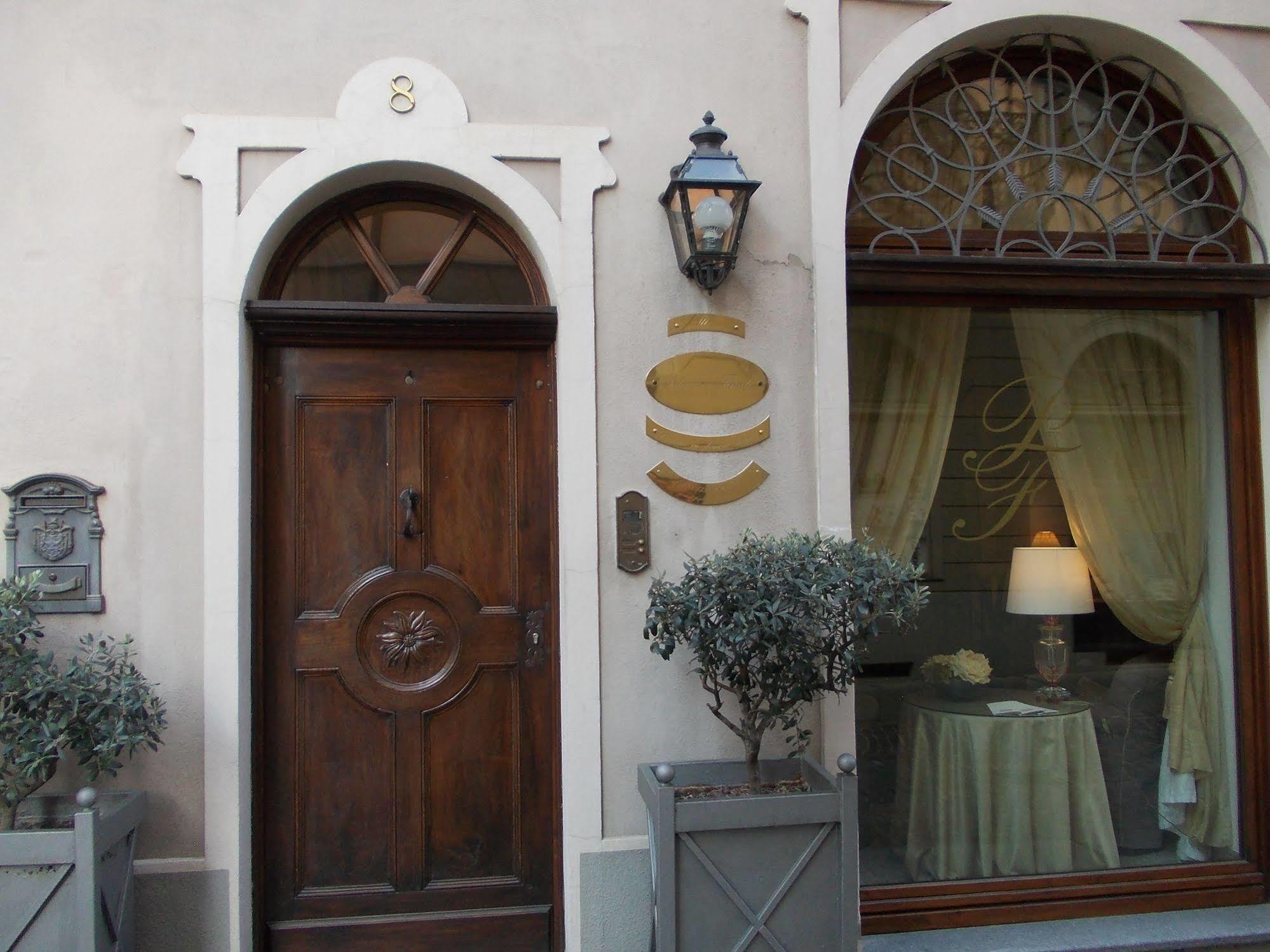 Bed and Breakfast Palazzo Finati Alba  Exterior foto