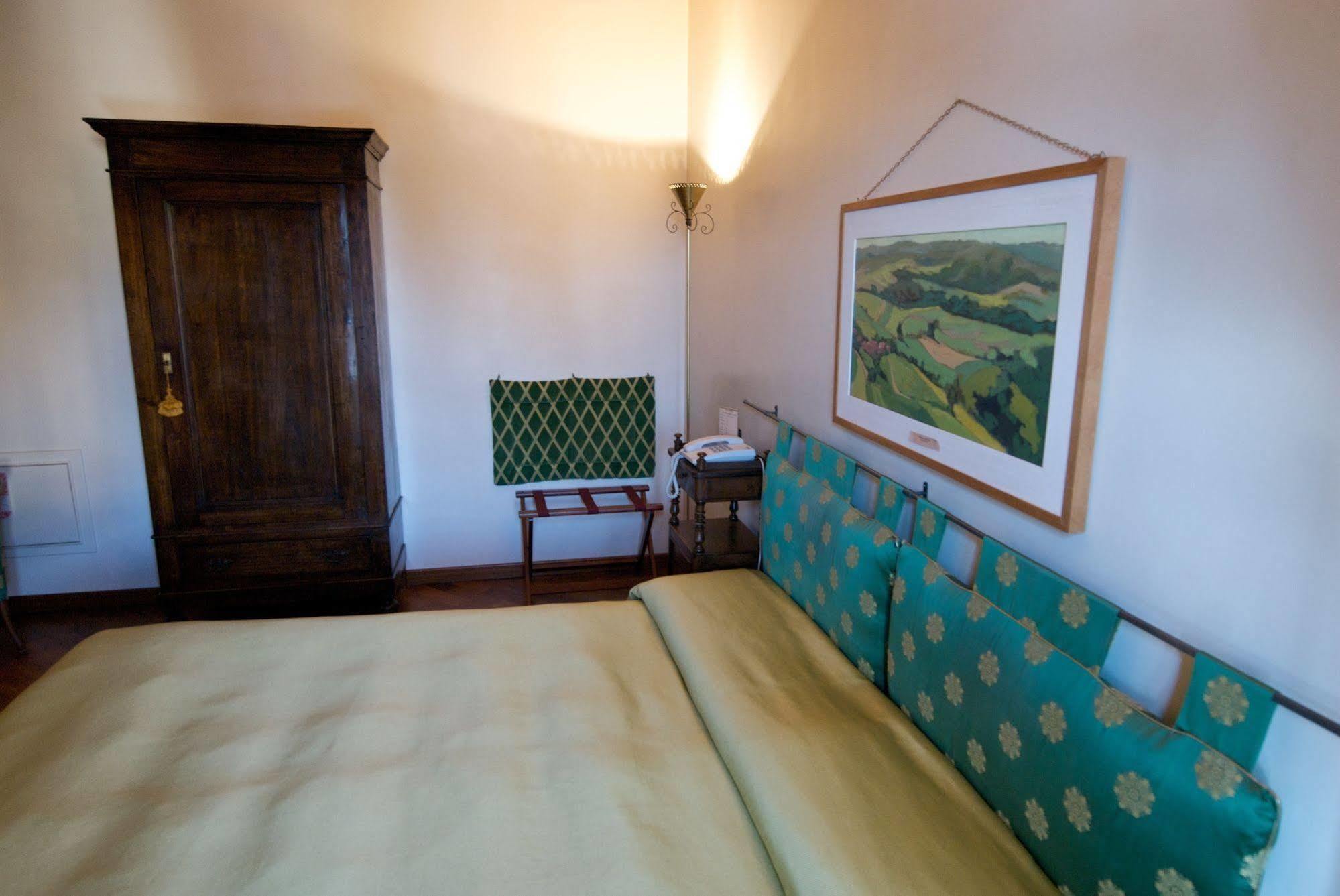 Bed and Breakfast Palazzo Finati Alba  Exterior foto
